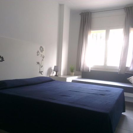 Apartaments La Riera Rosas Exteriör bild