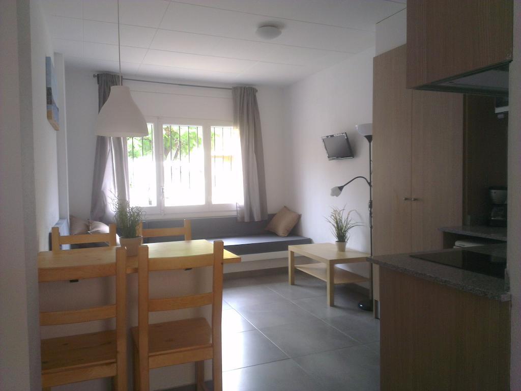 Apartaments La Riera Rosas Rum bild